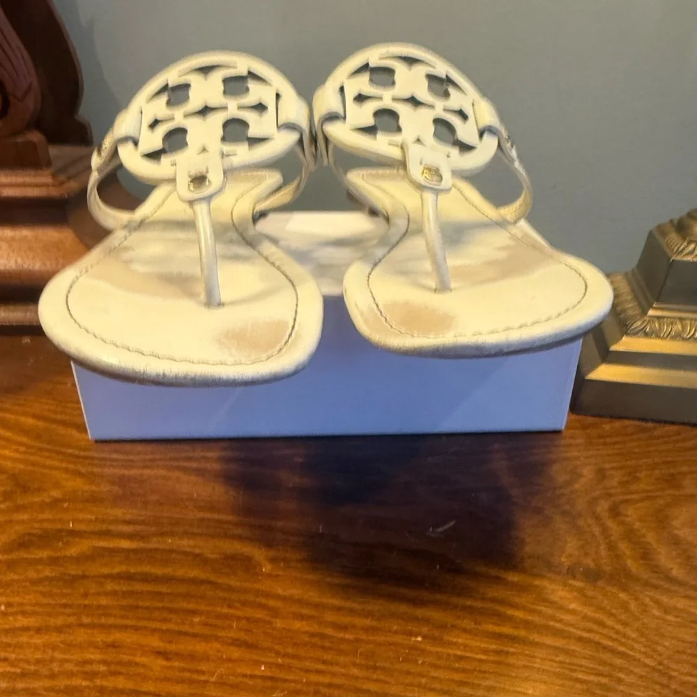 Tory Burch Beige Cutout Logo Thong Sandals